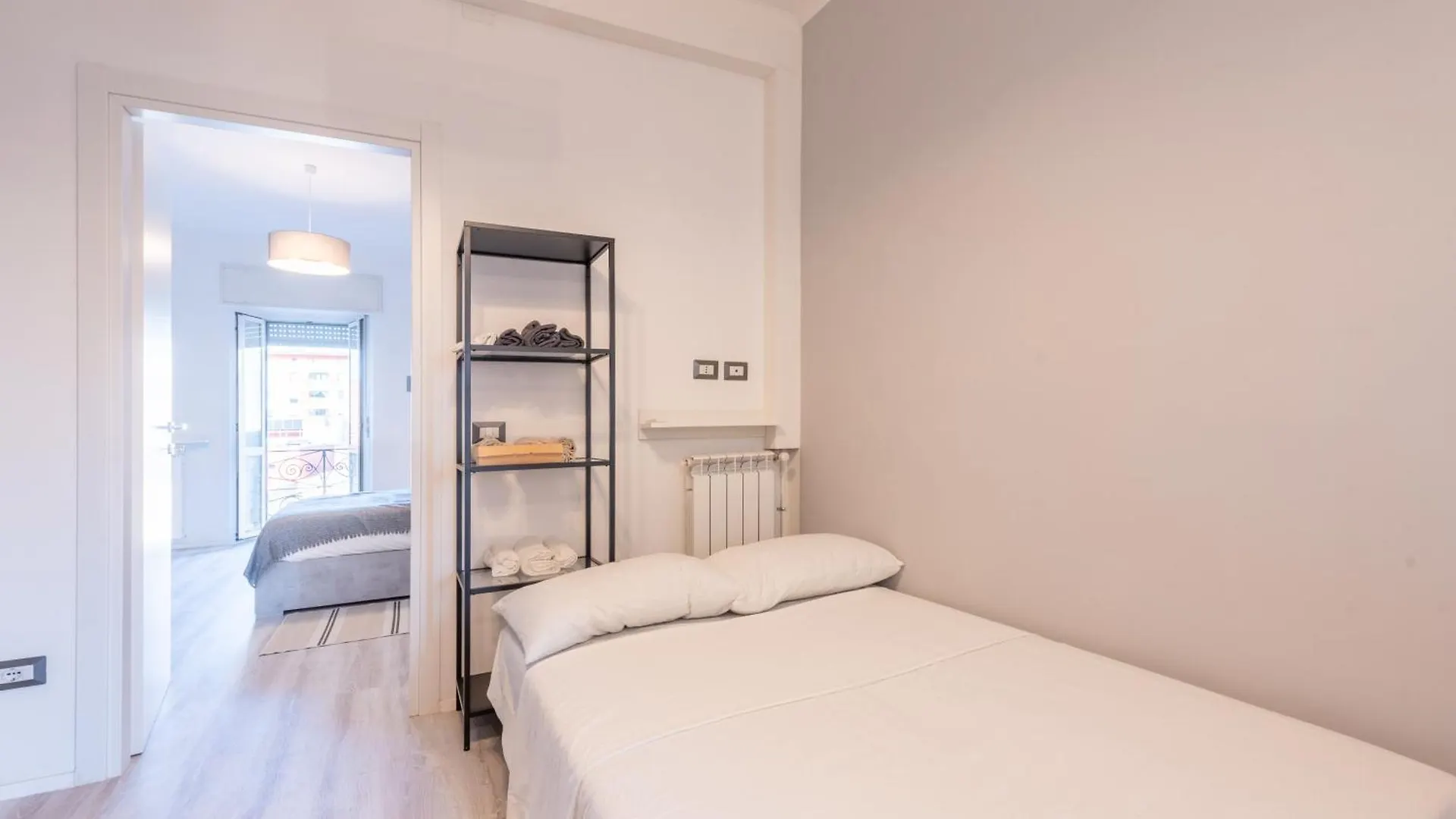 Milano Minimal Bovisa Politecnico Apartment Milan